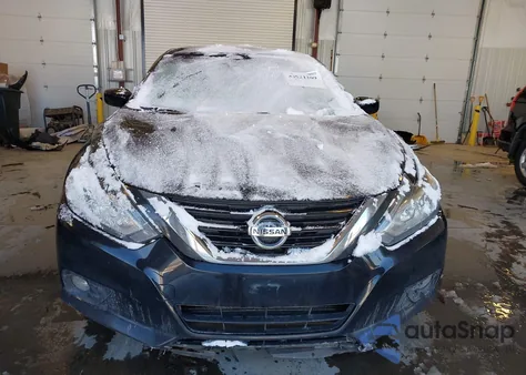 2018 Nissan Altima 2.5 Sv z USA, uszkodzony, nr VIN 1N4AL3AP2JC238866
